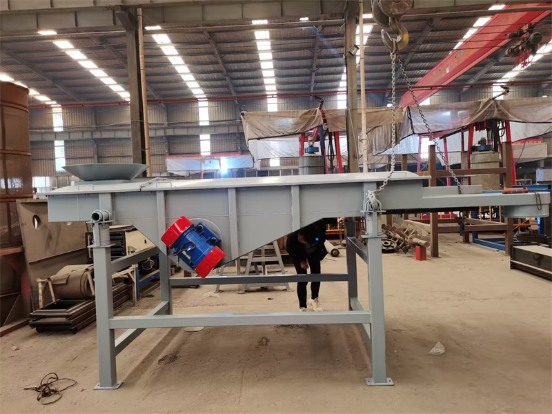 直線篩篩分物料跑偏？別急，秘籍在此！